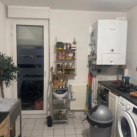 Beau F6 Centre De